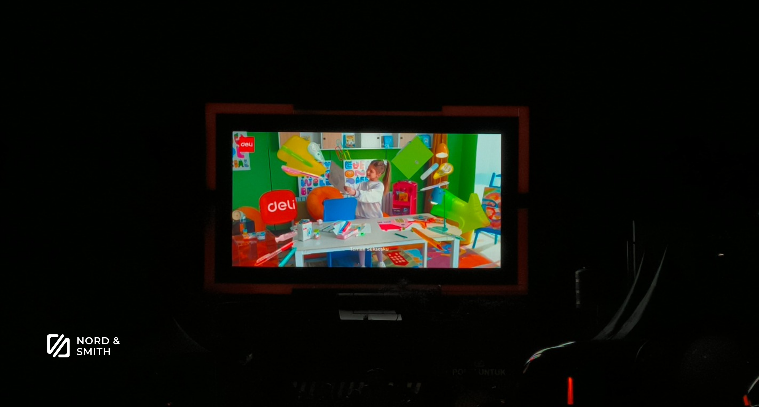 Attention Economy dan Alasan OOH Tetap Menjadi Media yang Efektif