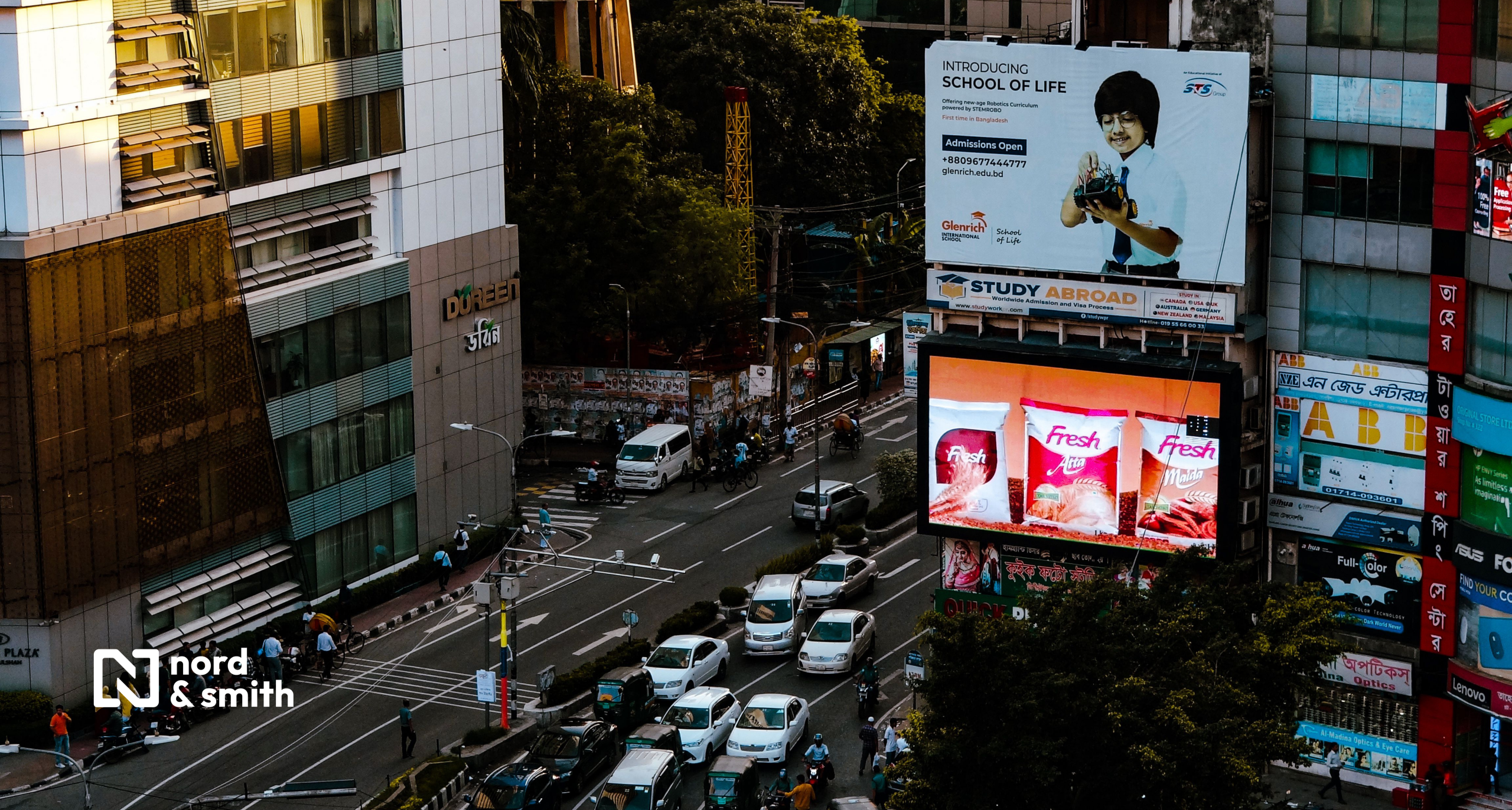 Ketika Billboard Jadi Viral: Bagaimana OOH Menciptakan Momen di Media Sosial